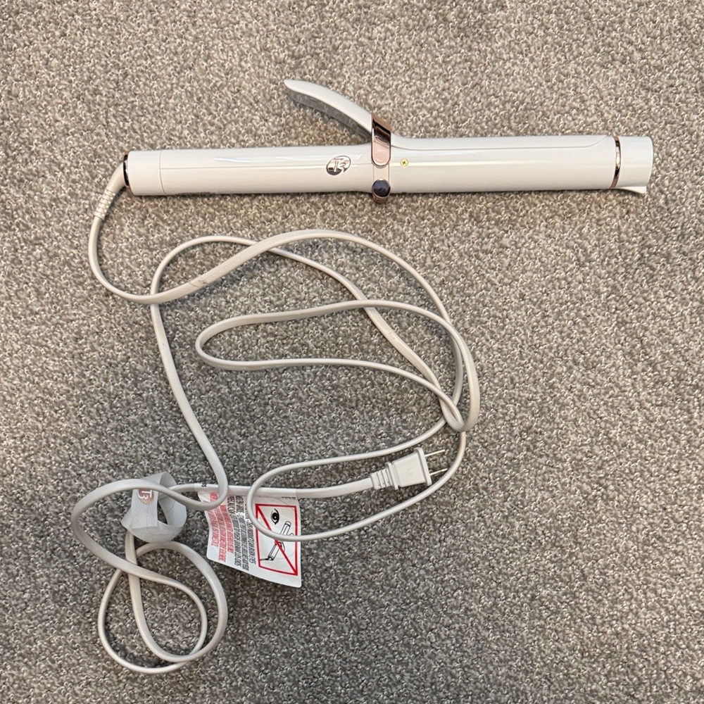 T3 Curling Iron - White and Silver